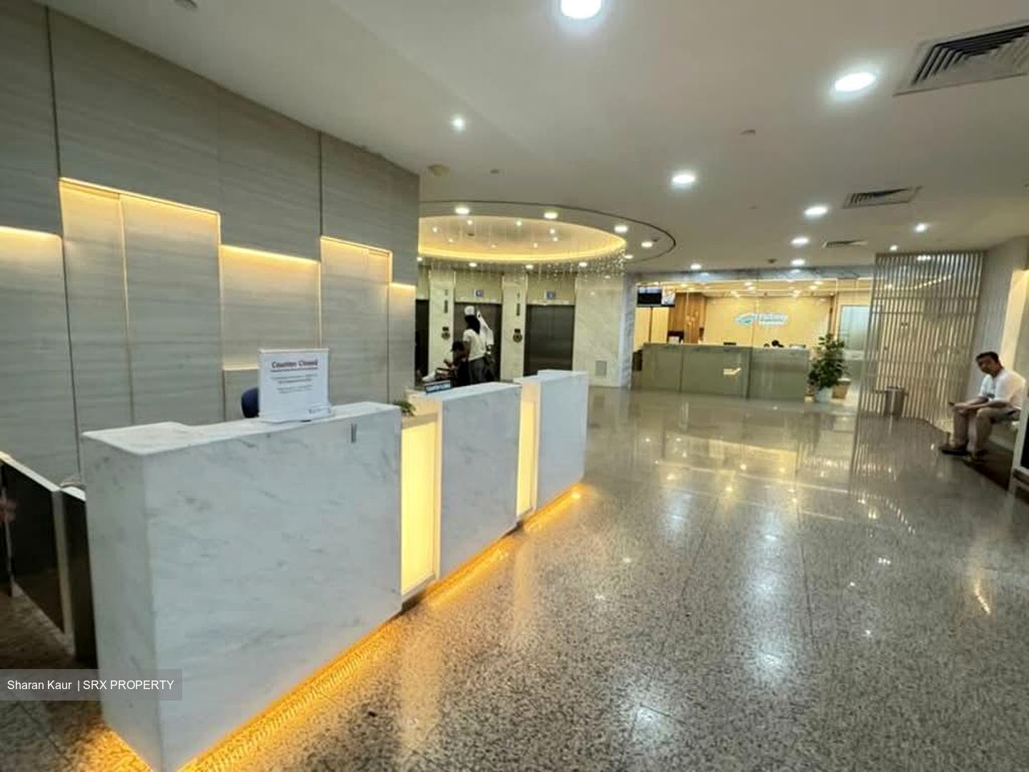 Gleneagles Hospital (D10), Retail #543723311